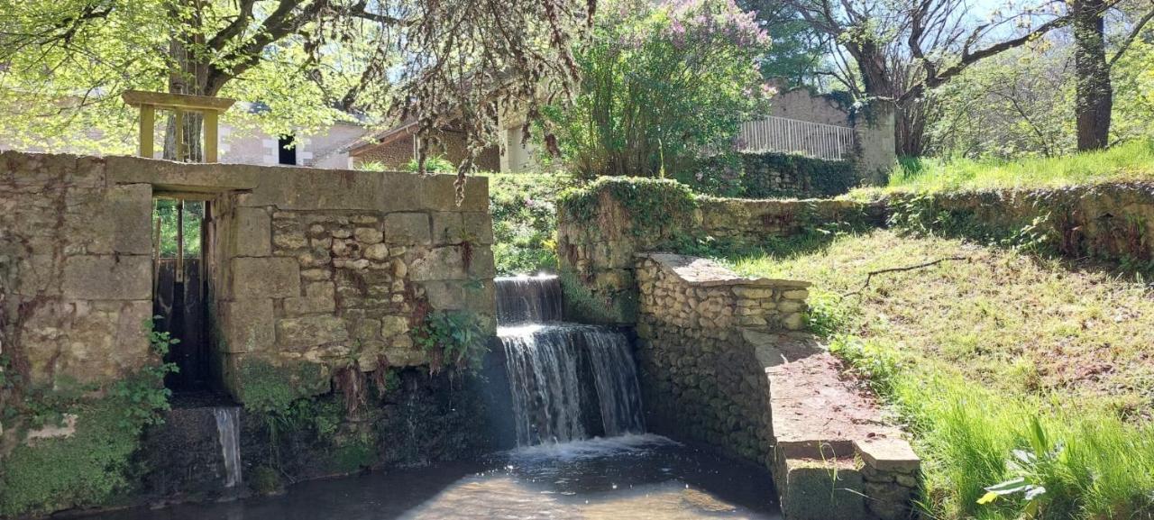 Le Moulin Du Mesnil Bed and Breakfast Saint-Georges-sur-Cher Buitenkant foto